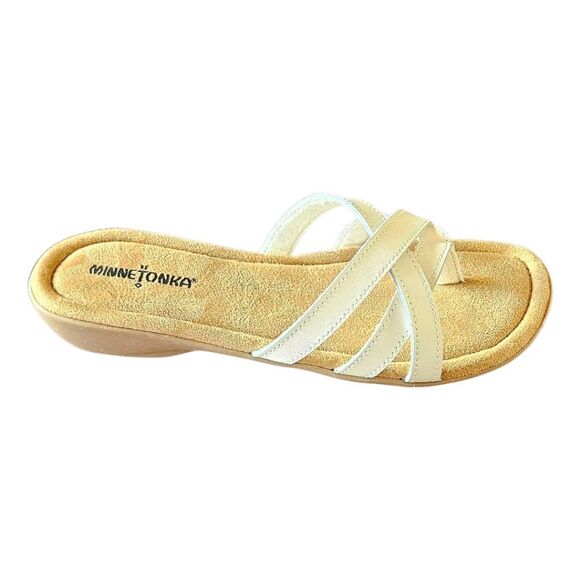 MINNEโTONKA Women's Wide Width White Sunny Leather Flip Flop Thong/Sandals 9W - Picture 4 of 16